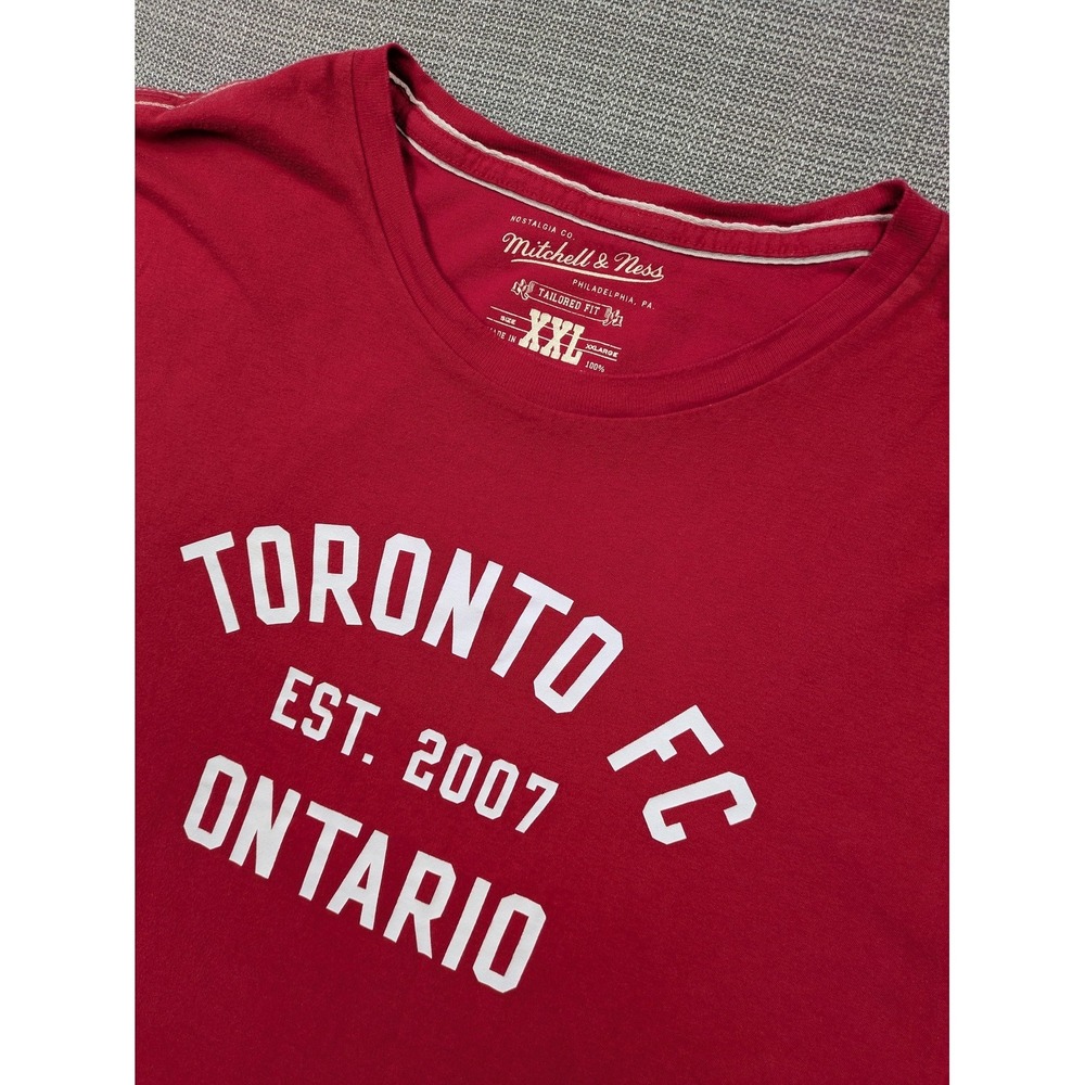 Toronto FC Shirt Mens 2XL Red MLS Soccer Mitchell & Ness Tailored Fit Tee
